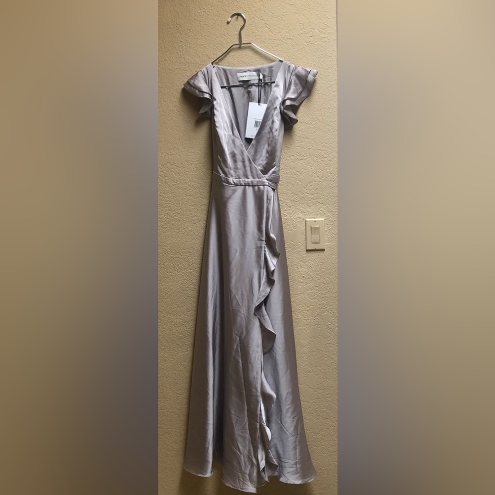 Fame & Partners 100% Silk Kira Grey Dress in Sz. 4 - Picture 4 of 10